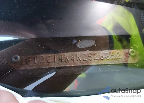 1989 GMC Sierra C1500 из США, поврежденный, VIN 1GTDC14K4KZ526852